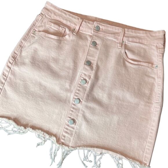 Old Navy jean mini skirt button up raw hem pink blush size 12 - Picture 6 of 12